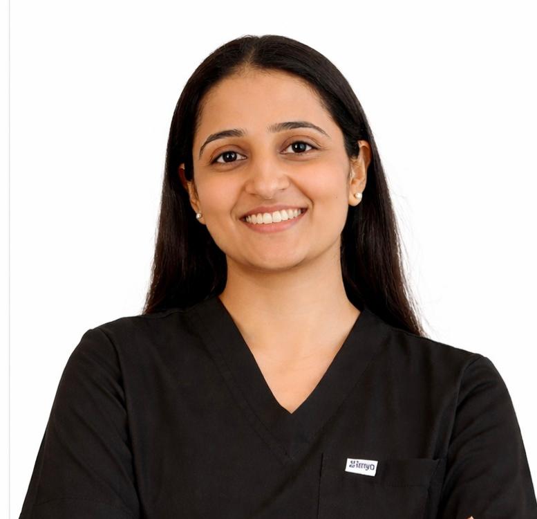 Dr. Bharvi Chudasama – Specialist Endodontist, Dental Studio 32